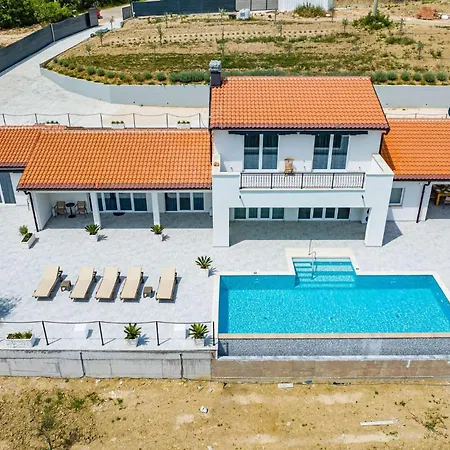 Bella Feriehus Draguc
